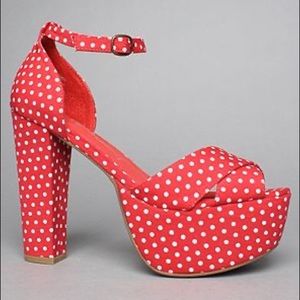 El Carmen Red Polka Dot Platform